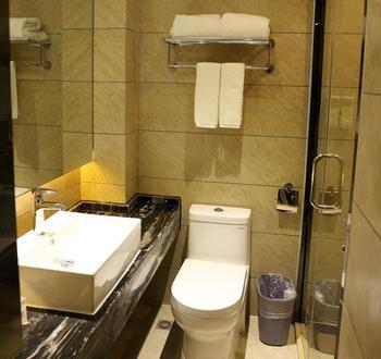 Xingbo Express Hotel Guilin Car Station Branch Zewnętrze zdjęcie